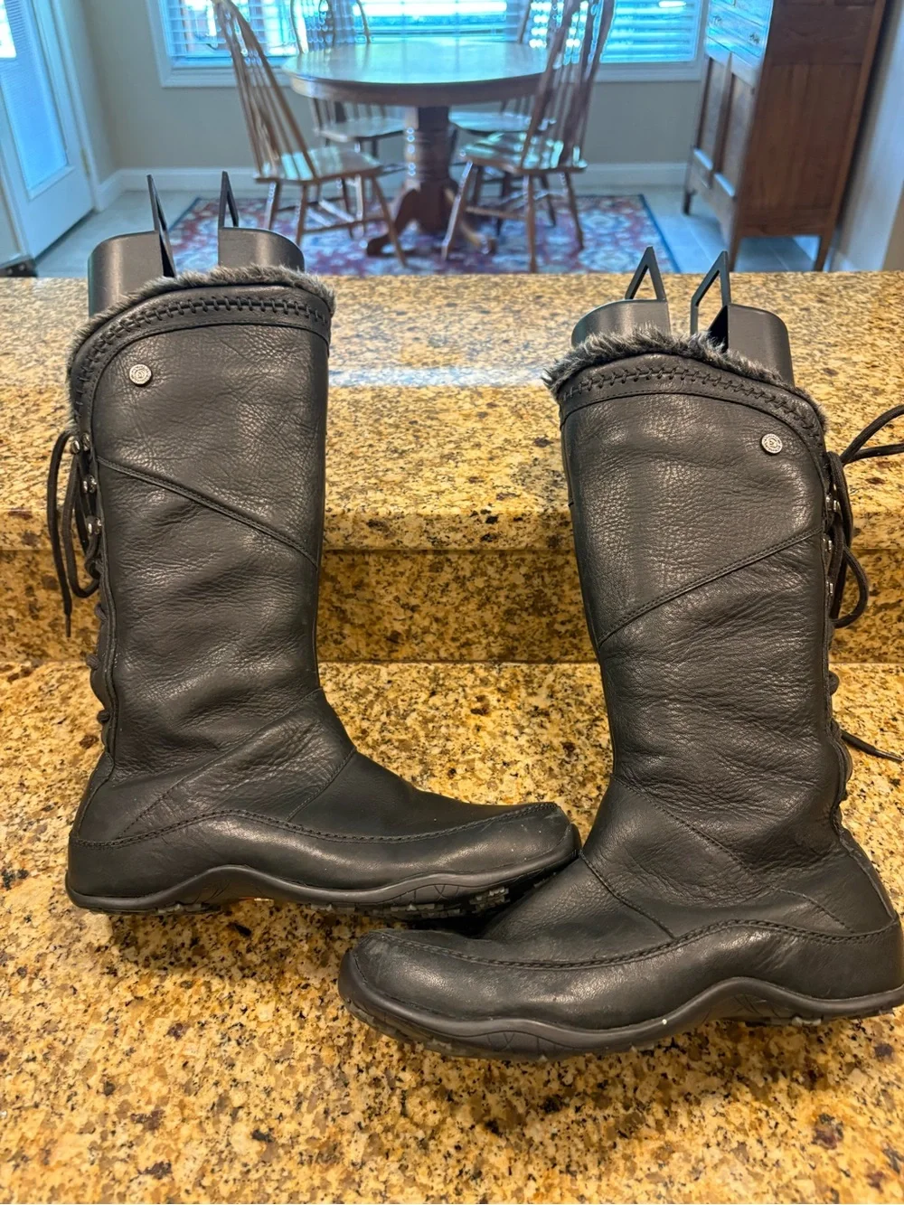 The North Face Janey Black Leather Primaloft Winter Boots size 7.5 Lace up Back